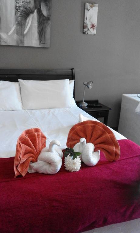 Flamboyant Guest Lodge Johannesburg Luaran gambar